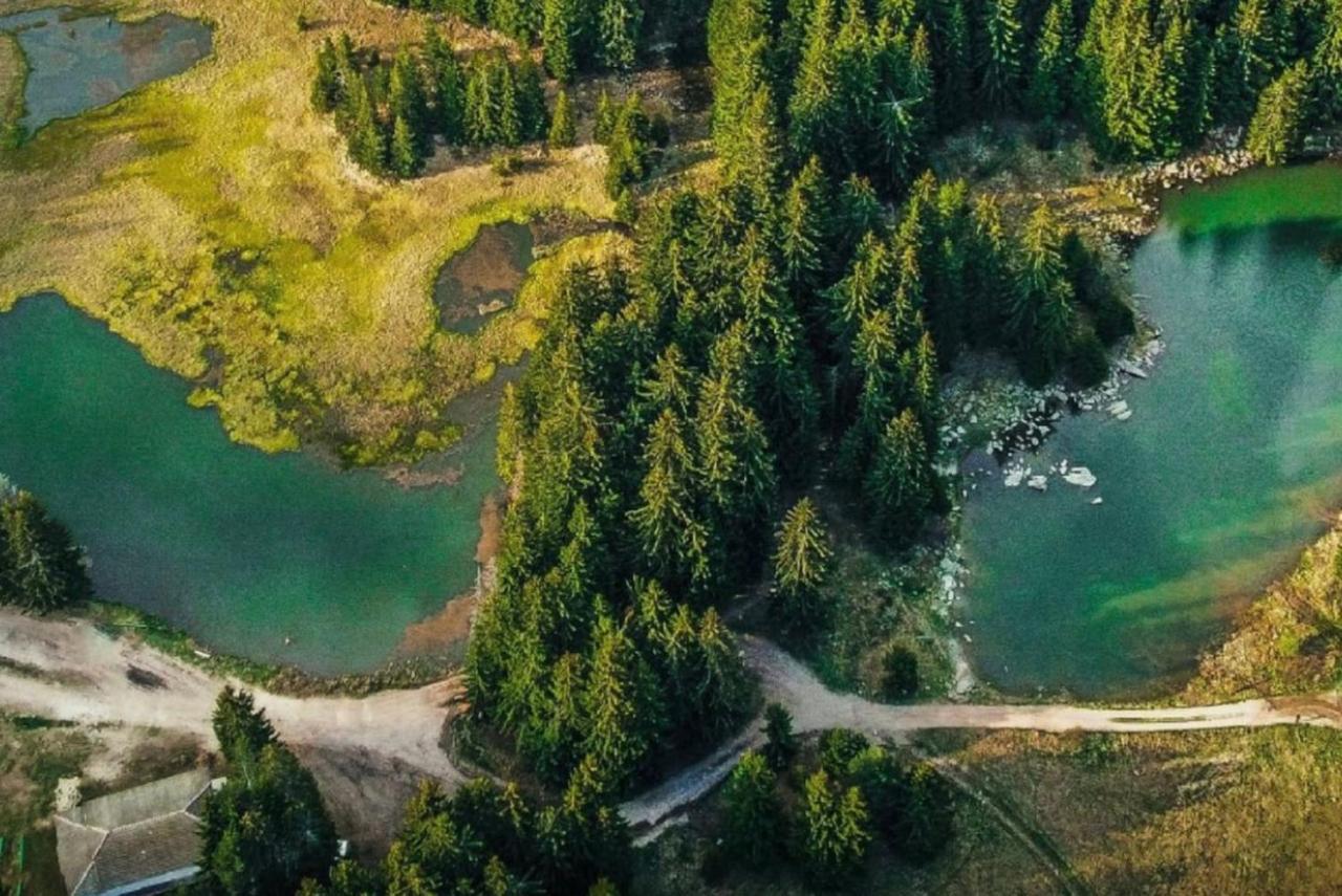 Stand'Art - апартамент в Mountain Lake complex, Смолянски езера Экстерьер фото